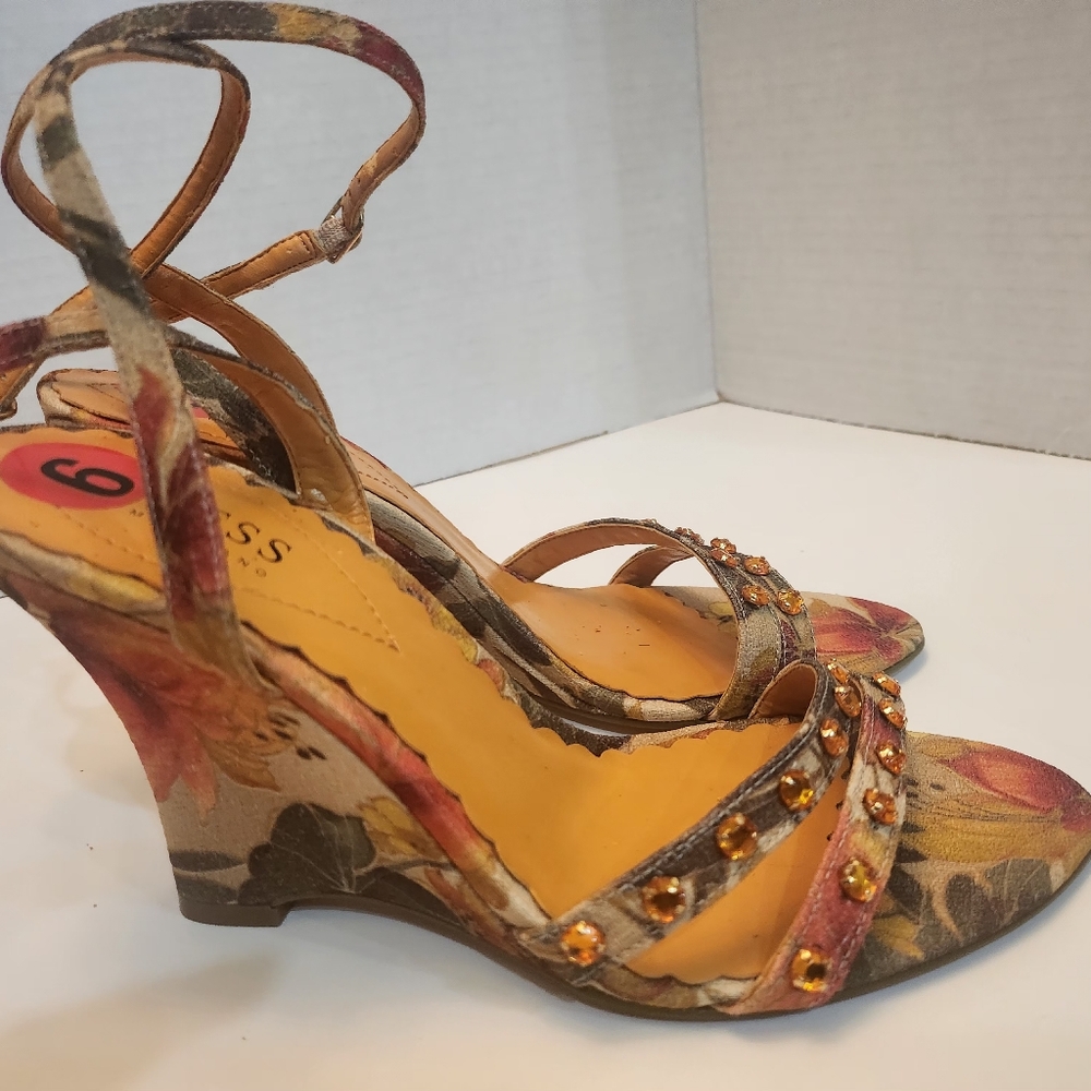 Guess Women's Floral Wedge Sandals - Multicolor